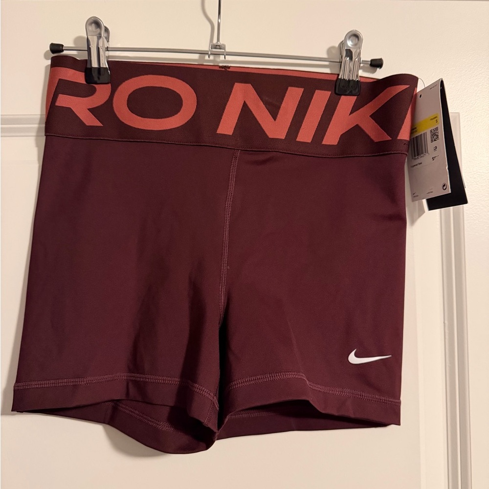 Nike Pro Women's Maroon Shorts